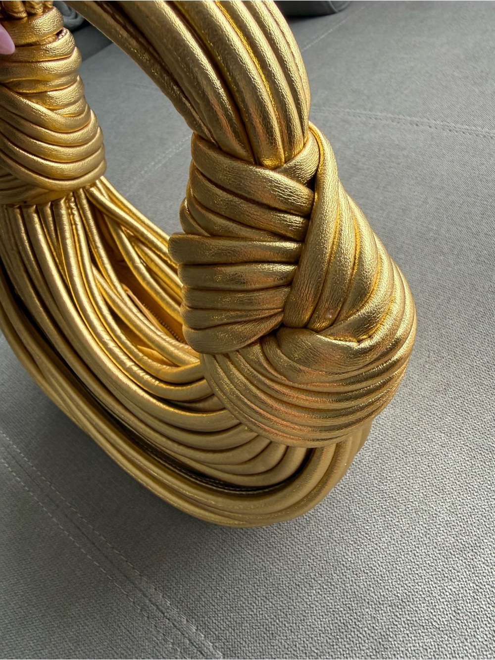 Gold metalic clutch bag - Picture 2 of 5